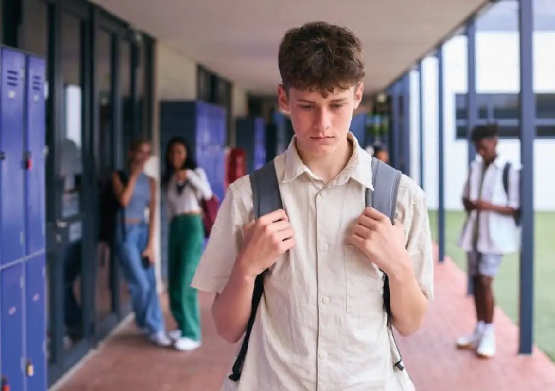 Orillia teen stops school after online bullying ordeal - News Karnataka