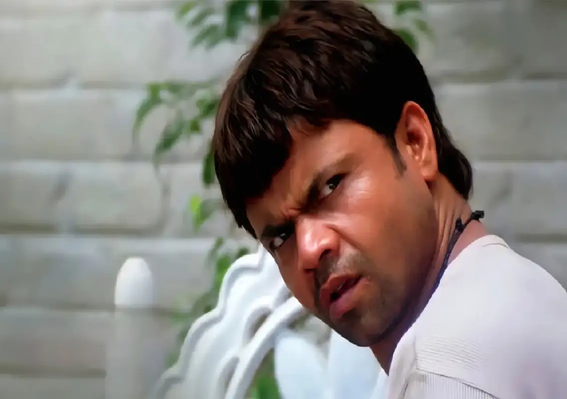 Rajpal Yadav surrenders in cheque bounce case over ₹5 crore loan - News Karnataka