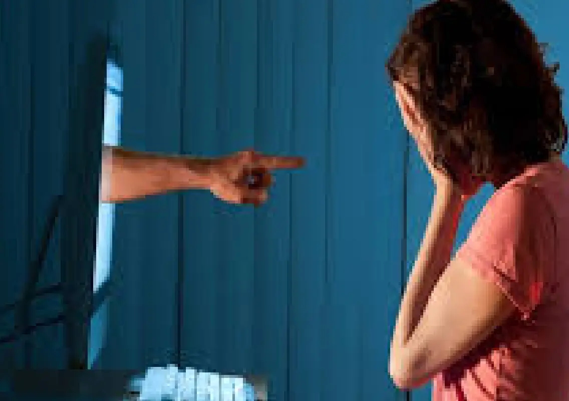 Teacher dies by suicide after morphed photos surface online - News Karnataka