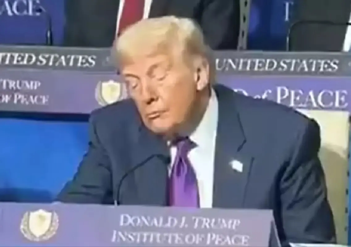 Trump’s viral doze moment overshadows peace launch - News Karnataka