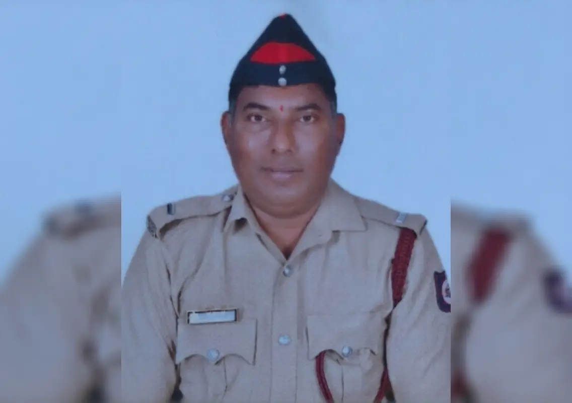 Udupi fireman Satish receives Union Home Ministry medal - News Karnataka
