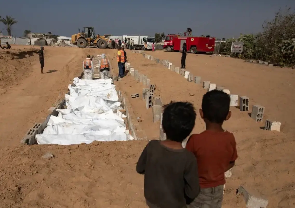 Unidentified bodies haunt Gaza as families wait for answers - News Karnataka