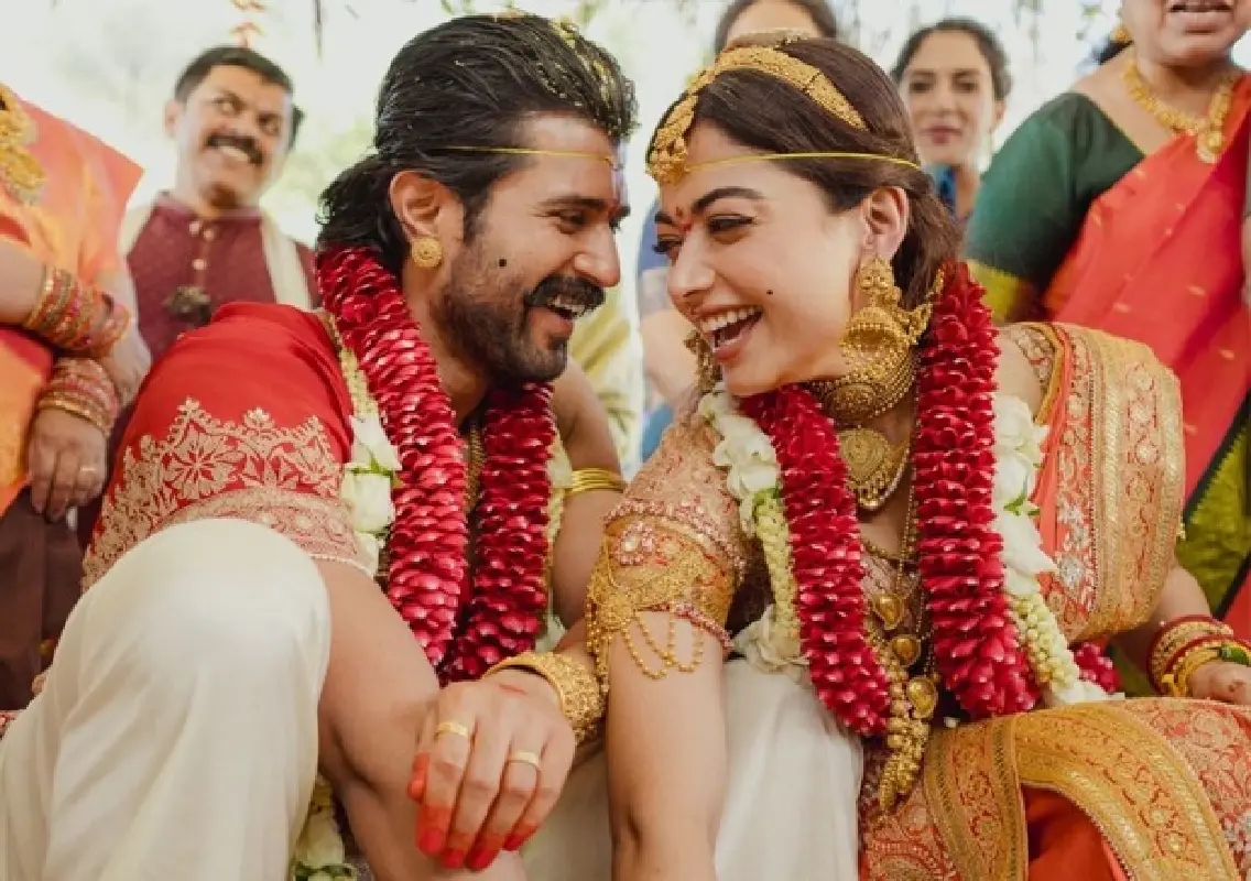 Vijay Deverakonda, Rashmika Mandanna tie the knot in Udaipur - News Karnataka