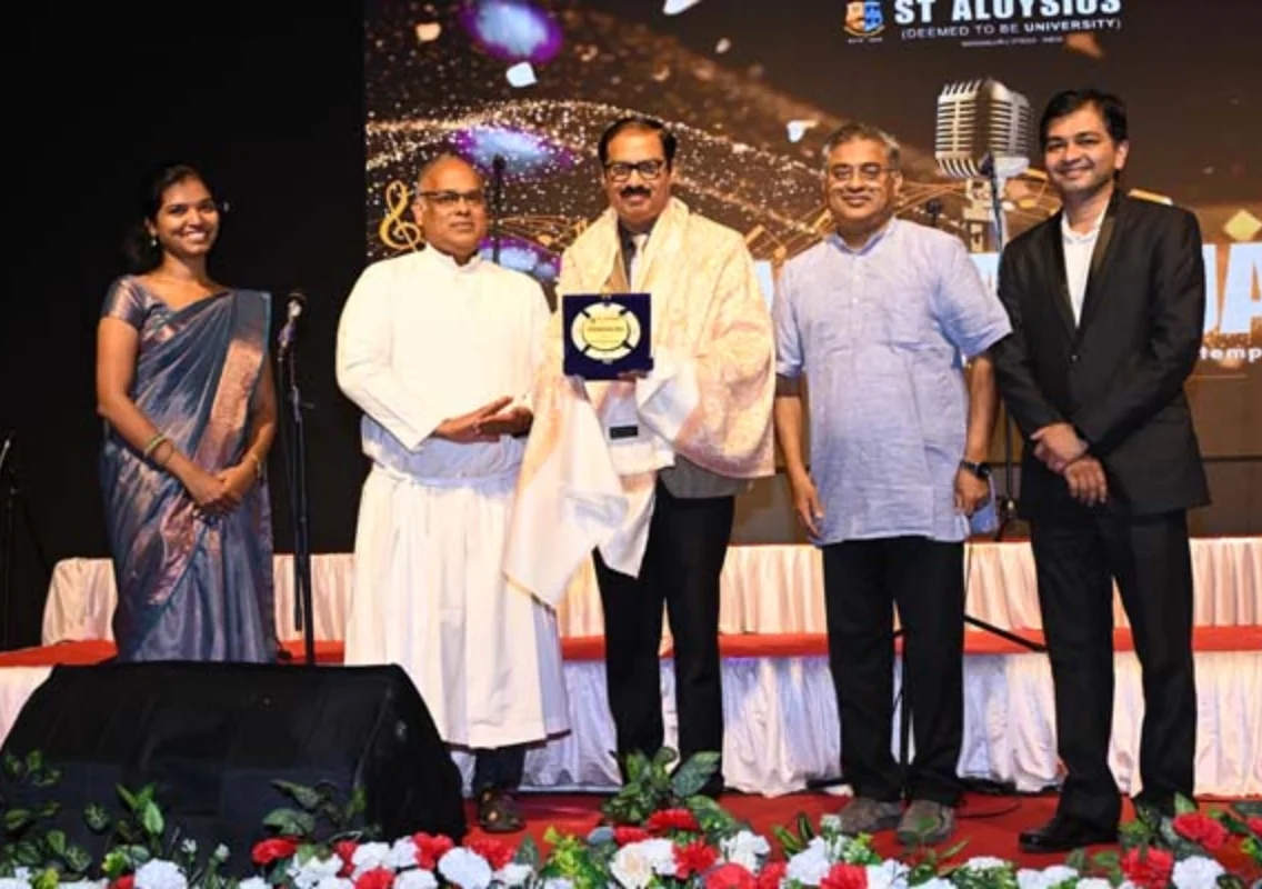 Swaraanjali concert blends sacred and contemporary music at St Aloysius - News Karnataka