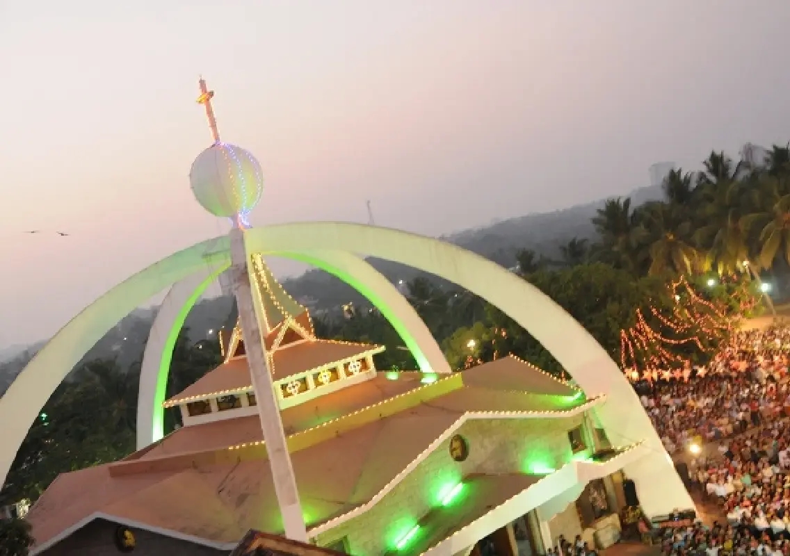 ‘Via Crucis’ Lenten prayer begins at Infant Jesus Shrine - News Karnataka