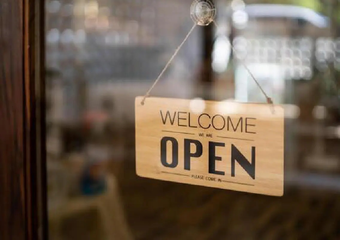 12-year-old Chinese girl buys shop, hires mother as employee - News Karnataka