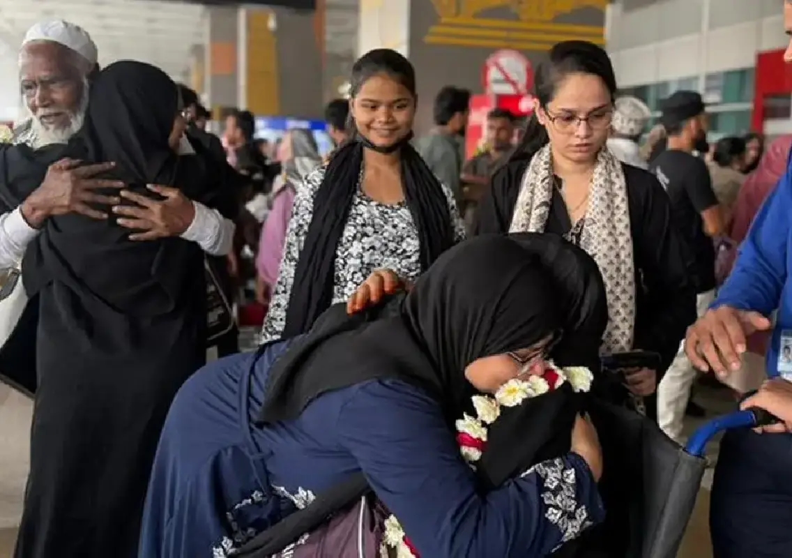 70 Indian students return home from Iran via Armenia - News Karnataka
