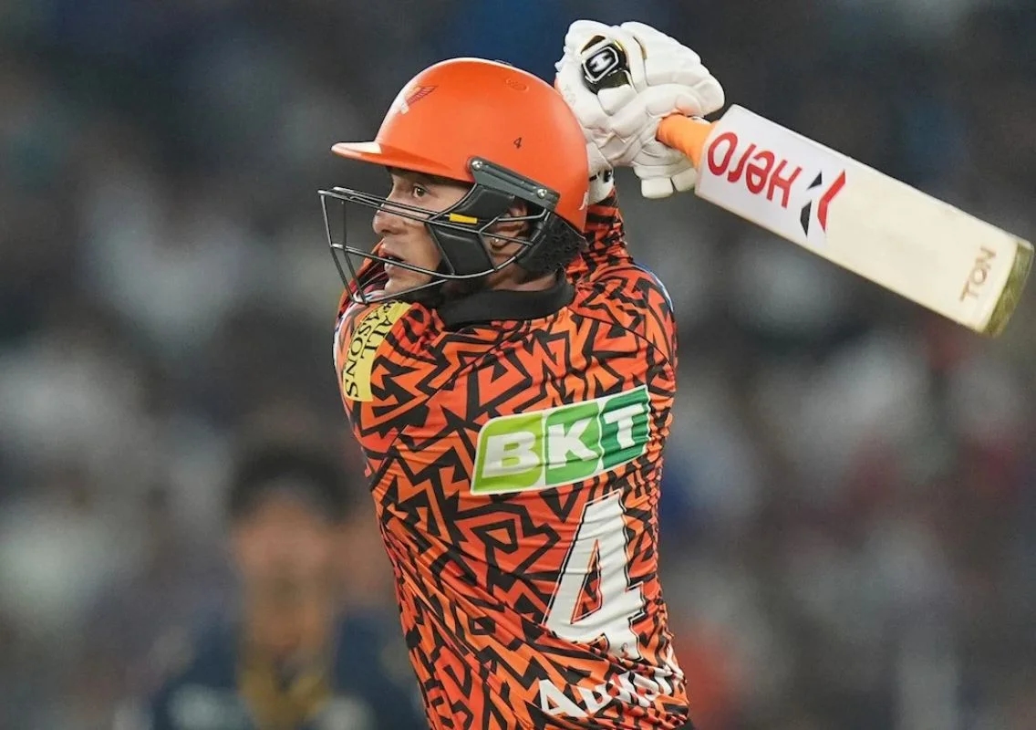 Abhishek Sharma needs consistency, says AB de Villiers - News Karnataka