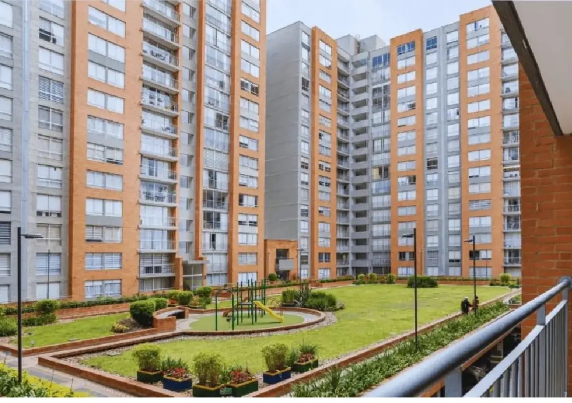 Bengaluru flat owners demand new law, protest high waste fees - News Karnataka