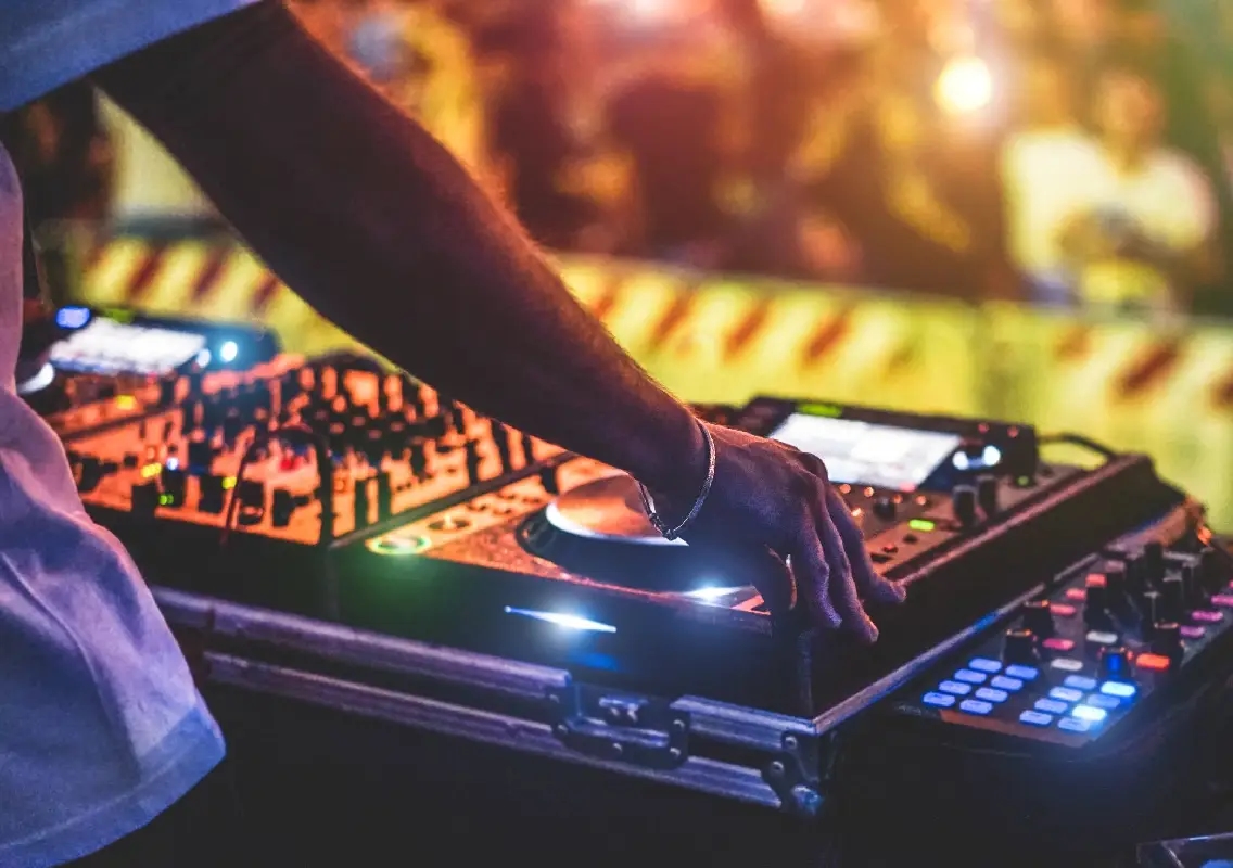 DJ dance dispute turns wedding into tragedy, youth killed - News Karnataka