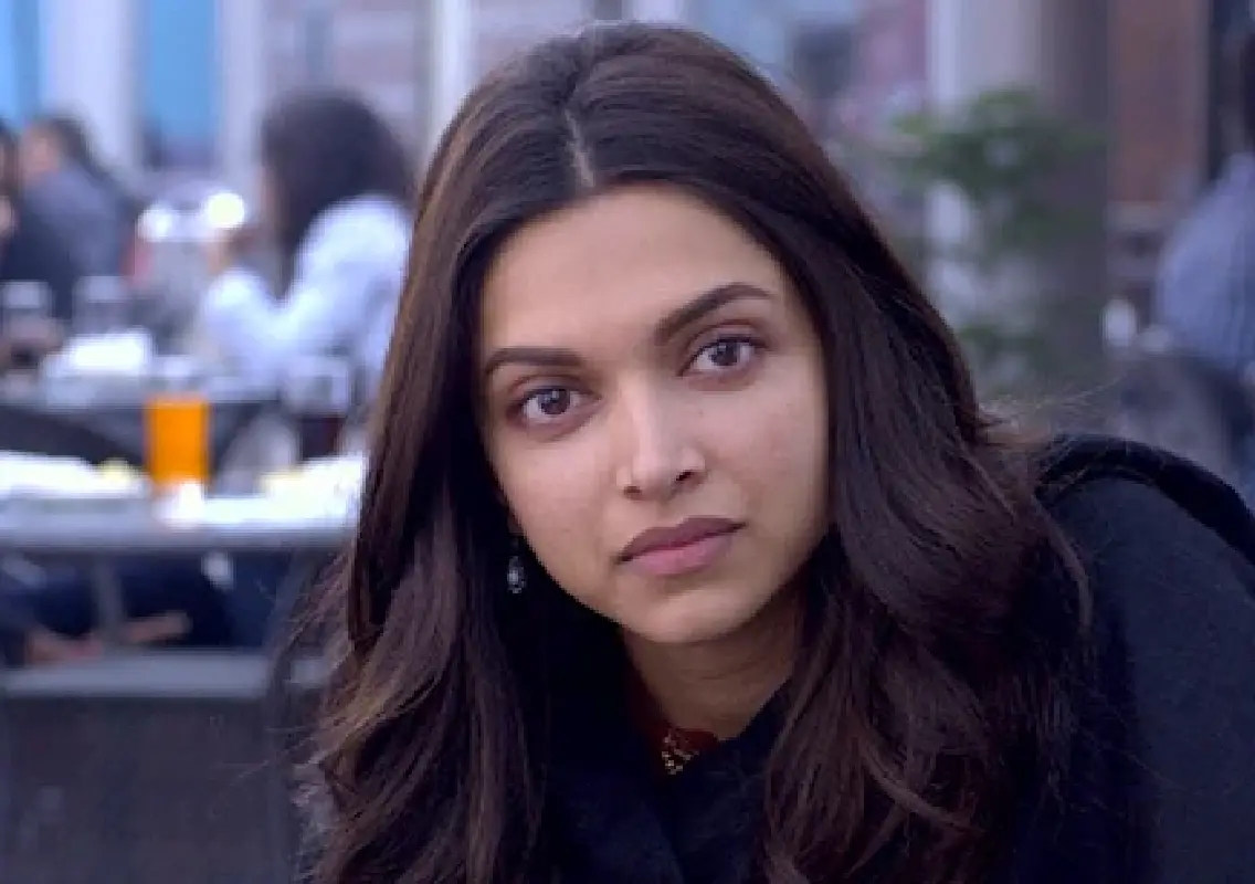 Deepika Padukone raises alarm over Mumbai’s choking air - News Karnataka