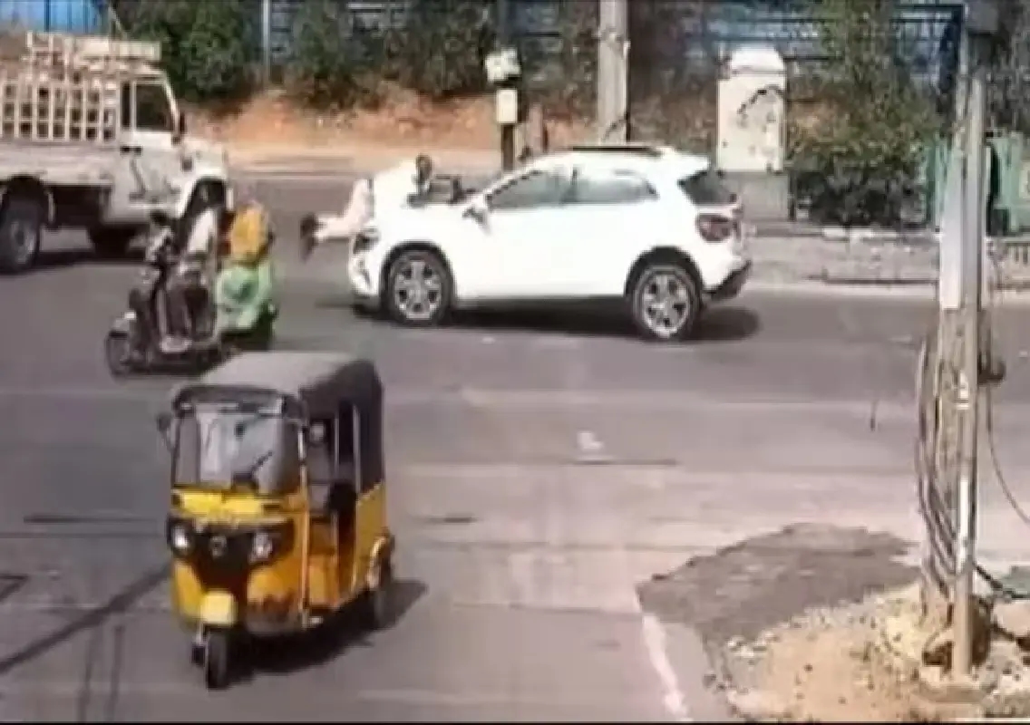 Drunk driver drags constable on bonnet in Gachibowli - News Karnataka