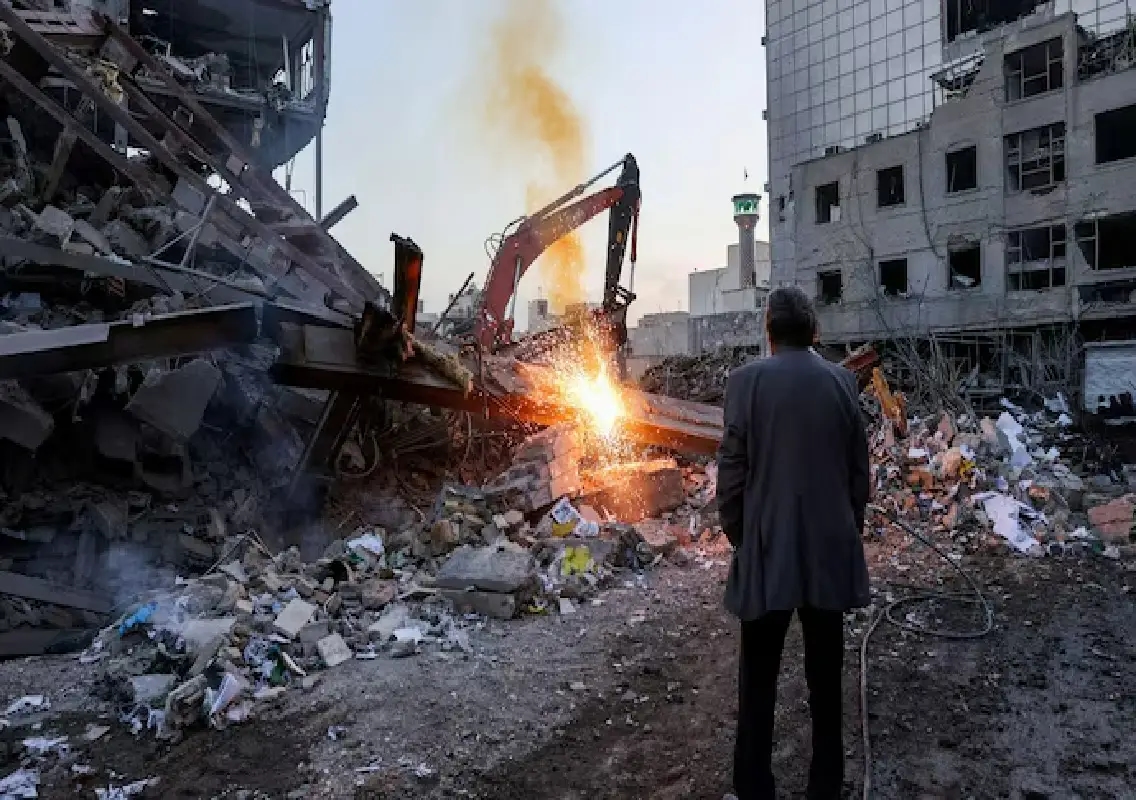 Earthquake hits Iran as US, Israel strikes intensify - News Karnataka