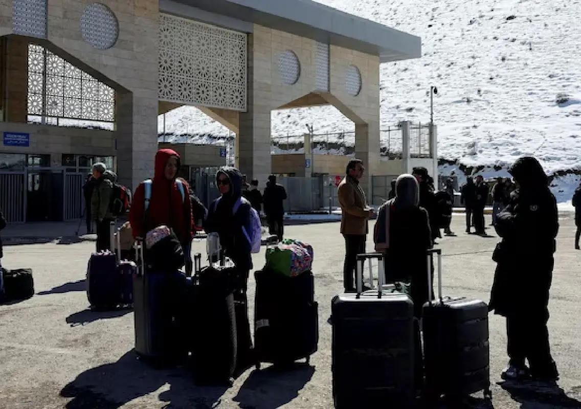 Families urge safe return of Indian students from Iran - News Karnataka