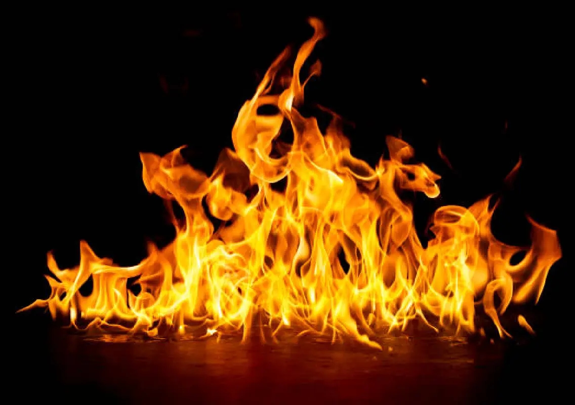 Fire destroys eight acres of grassland in Karkala village - News Karnataka