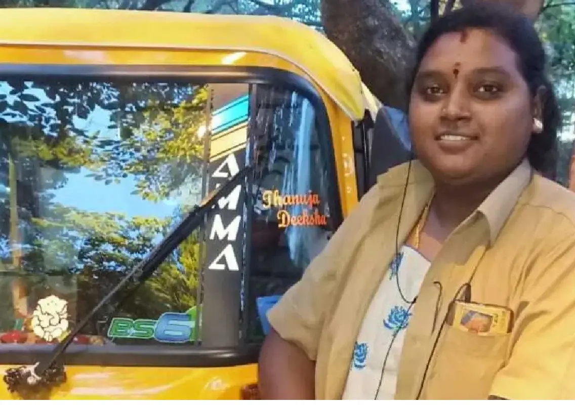 From struggle to strength, Bengaluru auto driver empowers women - News Karnataka
