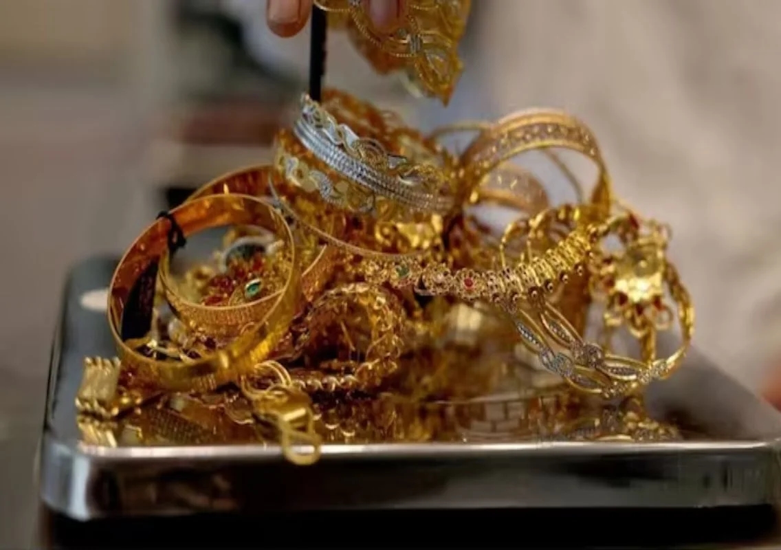 Gold prices rise after fall: Should you buy now? - News Karnataka