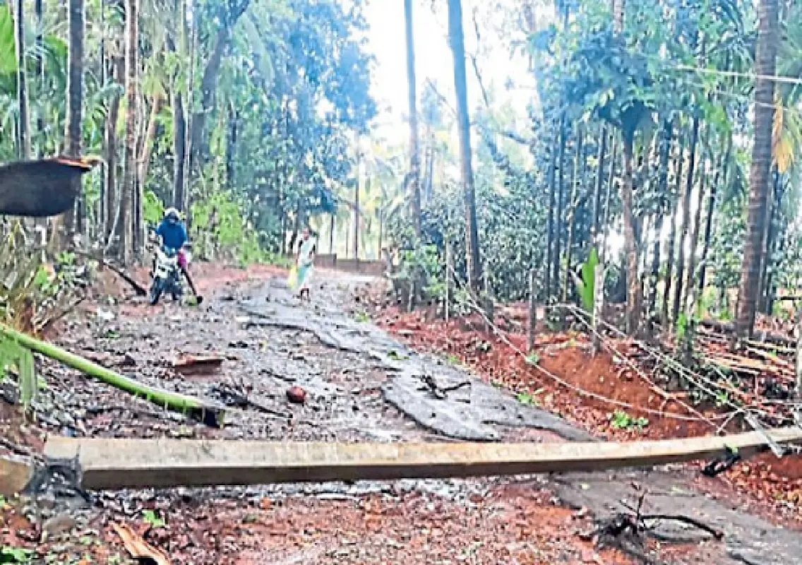 Heavy rain and winds cause widespread damage in Karkala - News Karnataka