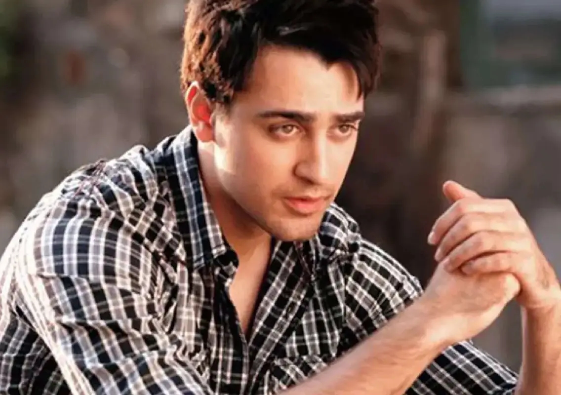 Imran Khan rejects violent macho roles, criticises toxic masculinity in films - News Karnataka