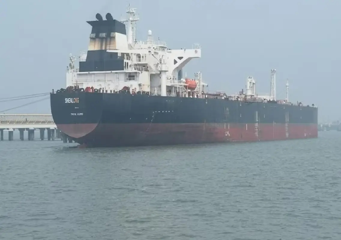 Indian-captained tanker reaches Mumbai via Strait of Hormuz - News Karnataka
