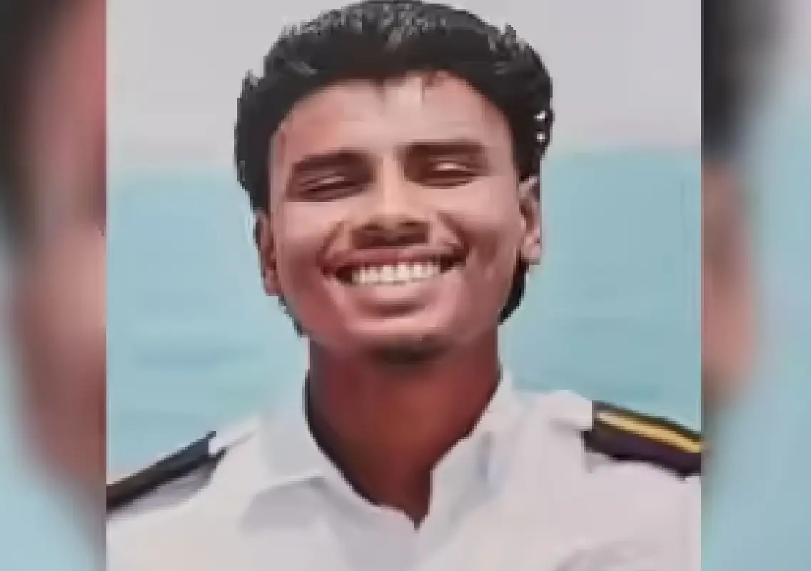 Kerala trainee stranded at sea, family fears for his safety - News Karnataka