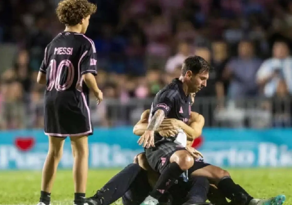 Lionel Messi briefly knocked down after pitch invasion - News Karnataka