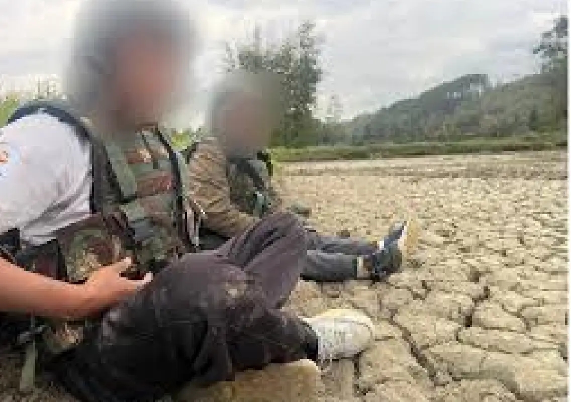 Mother, son rescued after hours under gunfire in Manipur - News Karnataka