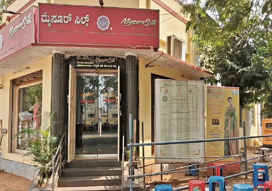 Mysore Silk profit triples amid rising demand - News Karnataka