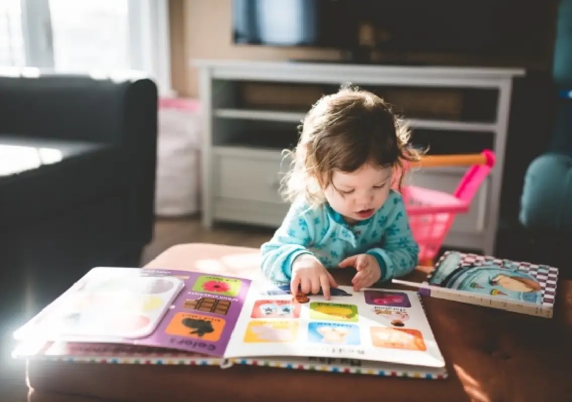 Reading storybooks boosts motor and social skills in toddlers, study finds - News Karnataka