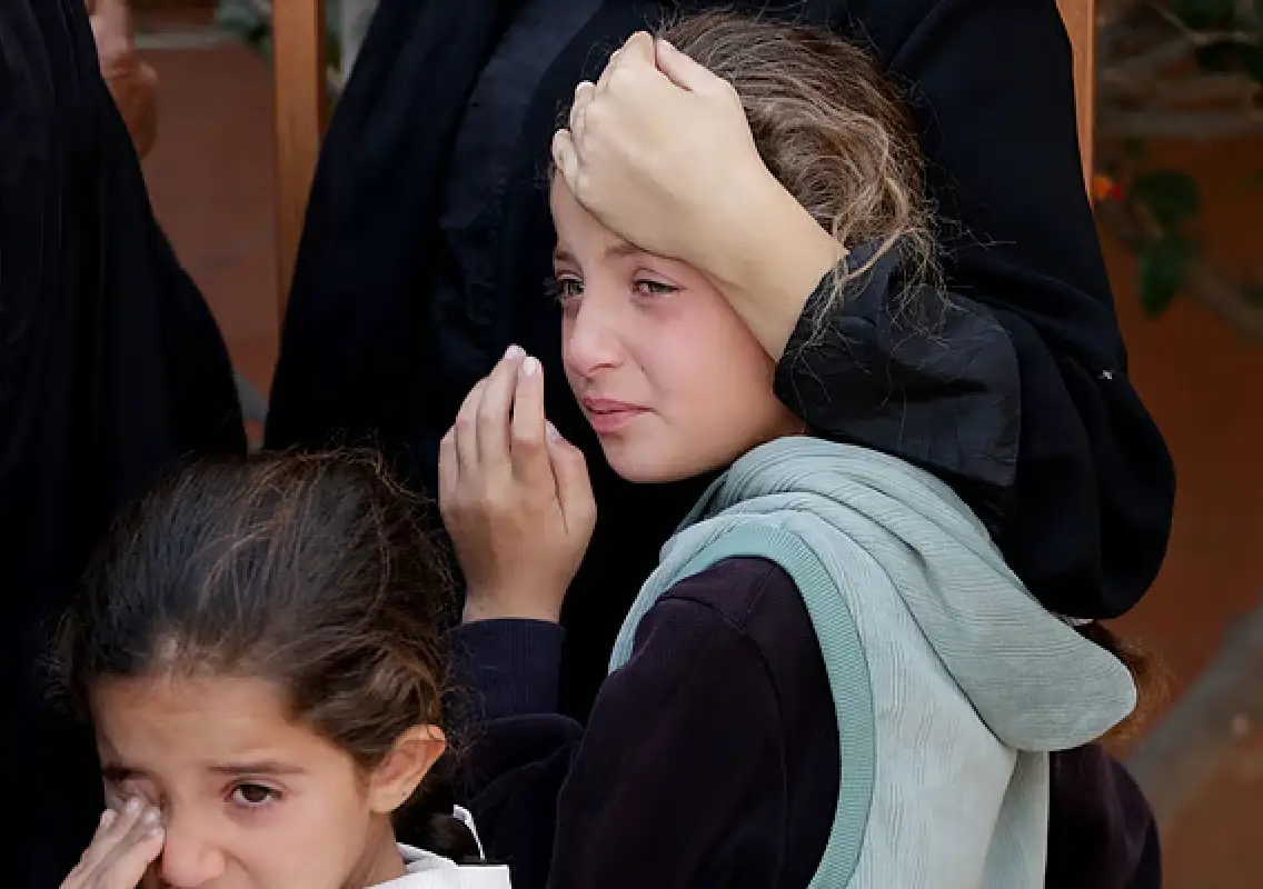 UAE parents help children cope amid missile fears - News Karnataka