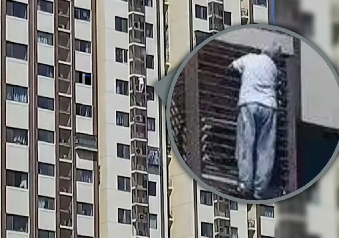 89-year-old climbs building exterior after getting locked inside - News Karnataka