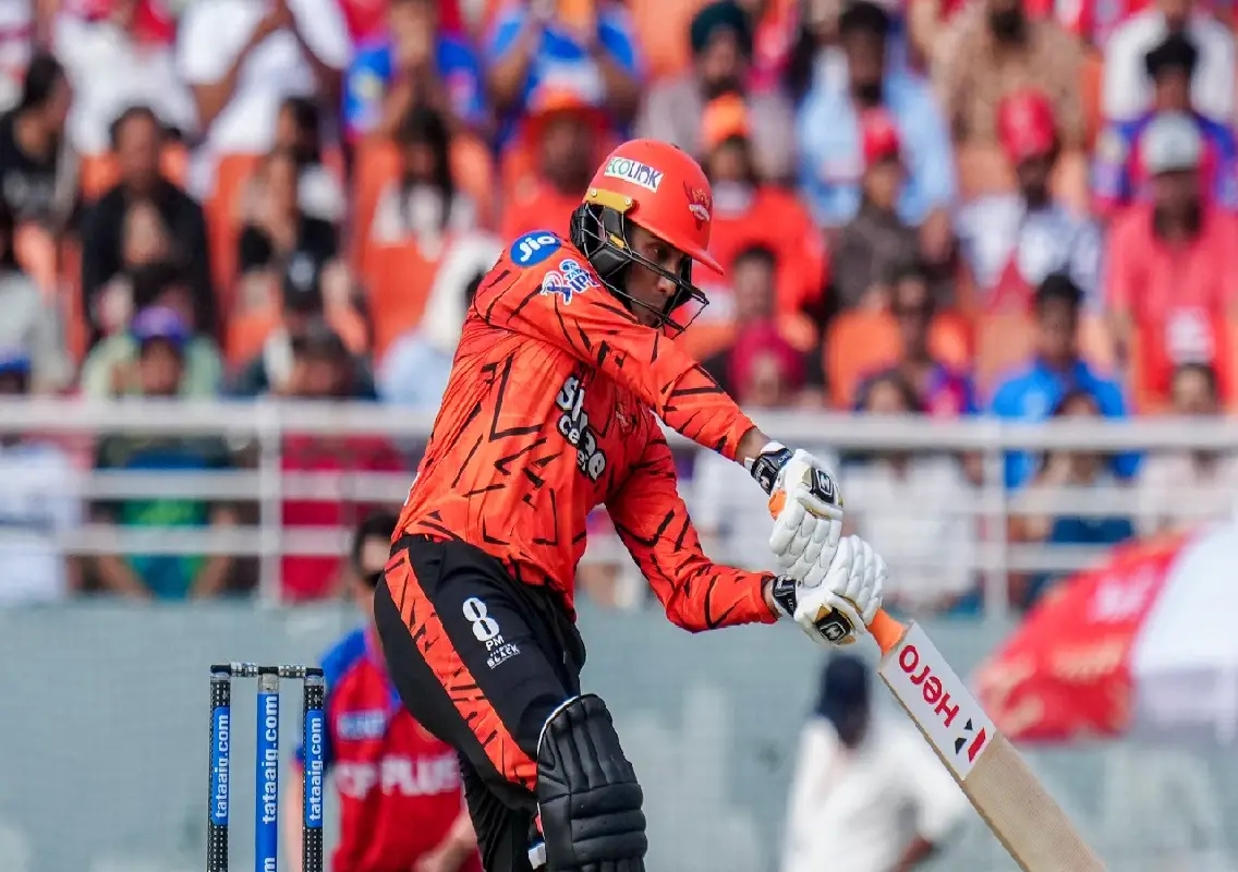 Abhishek Sharma blitz powers SRH to record powerplay total - News Karnataka