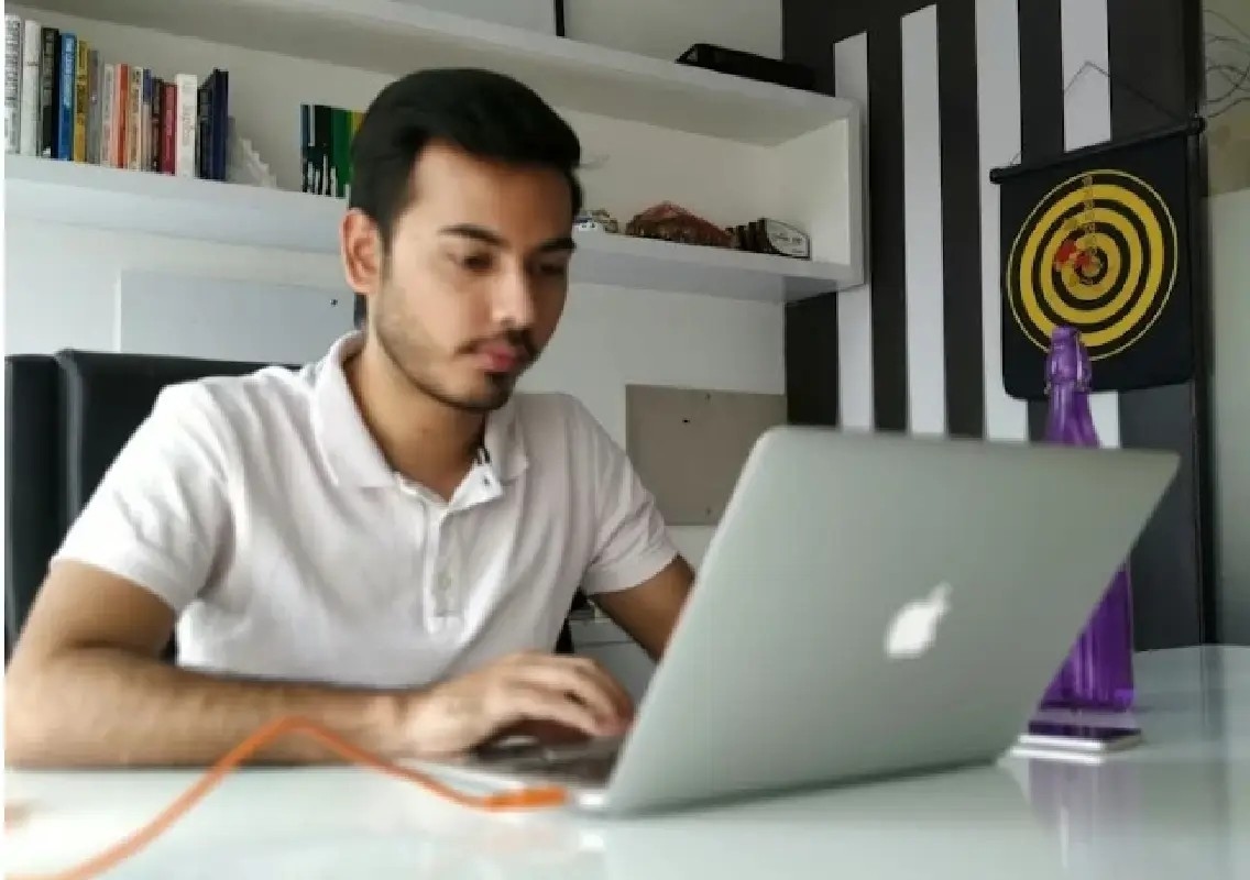 Bengaluru makes BESCOM name transfer online in 10 minutes - News Karnataka