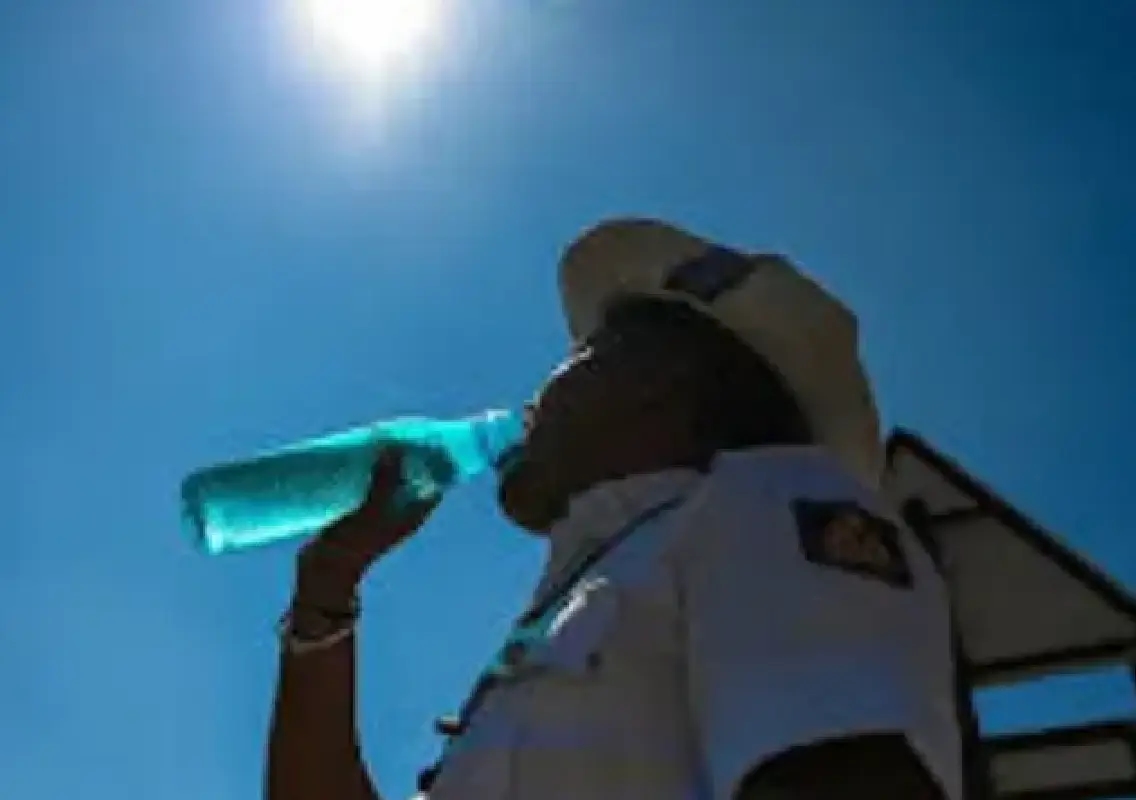 Concerns rise over traffic police working in Bengaluru heat - News Karnataka