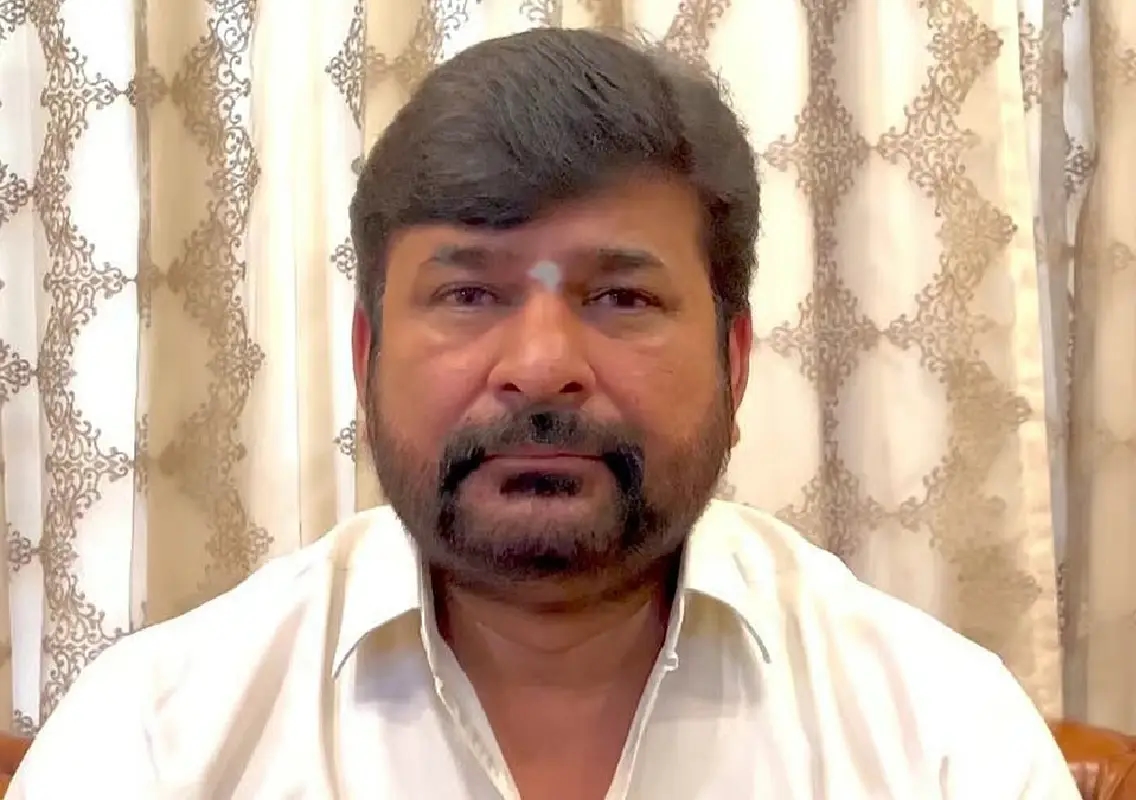 Congress MLA Vinay Kulkarni sentenced to life in murder case - News Karnataka