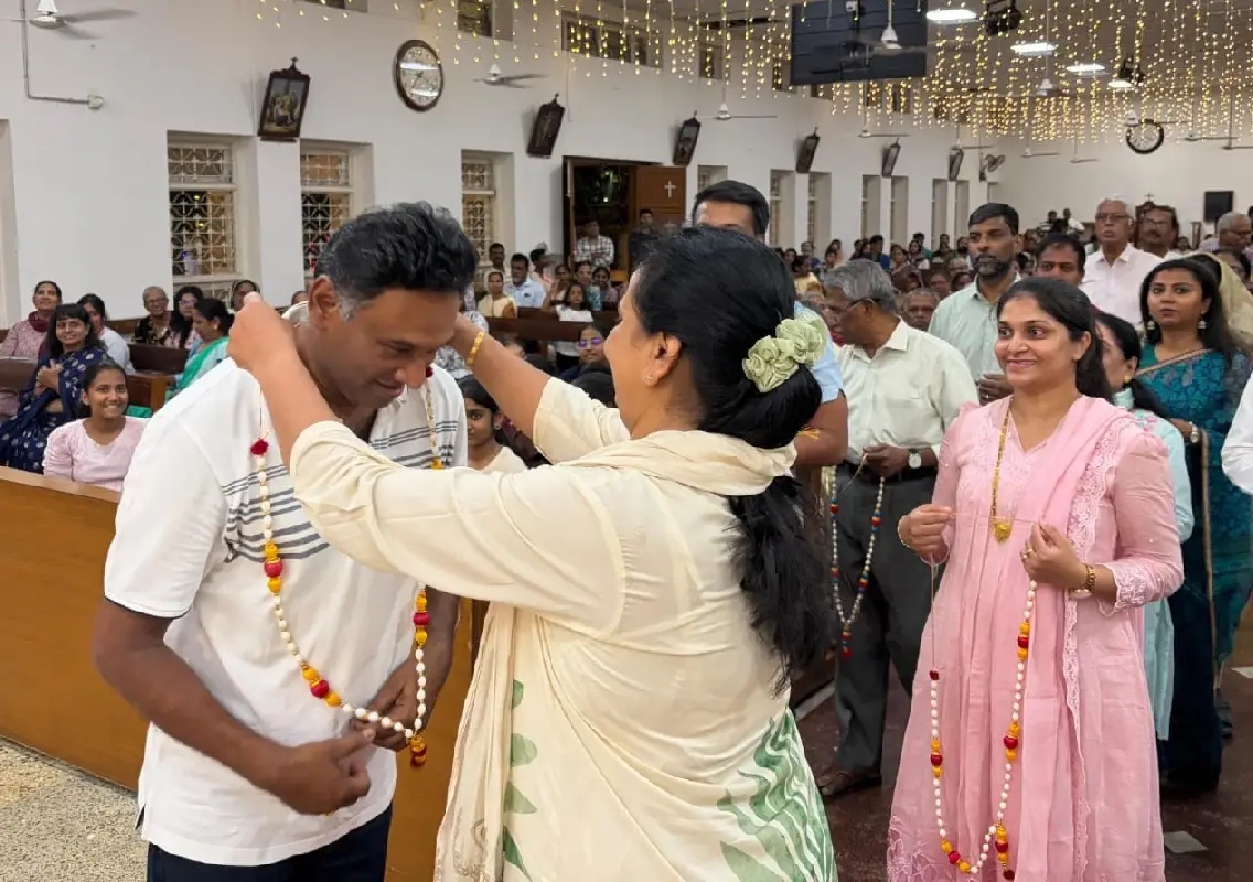 Couples renew marriage vows at special Mass in Bengaluru - News Karnataka