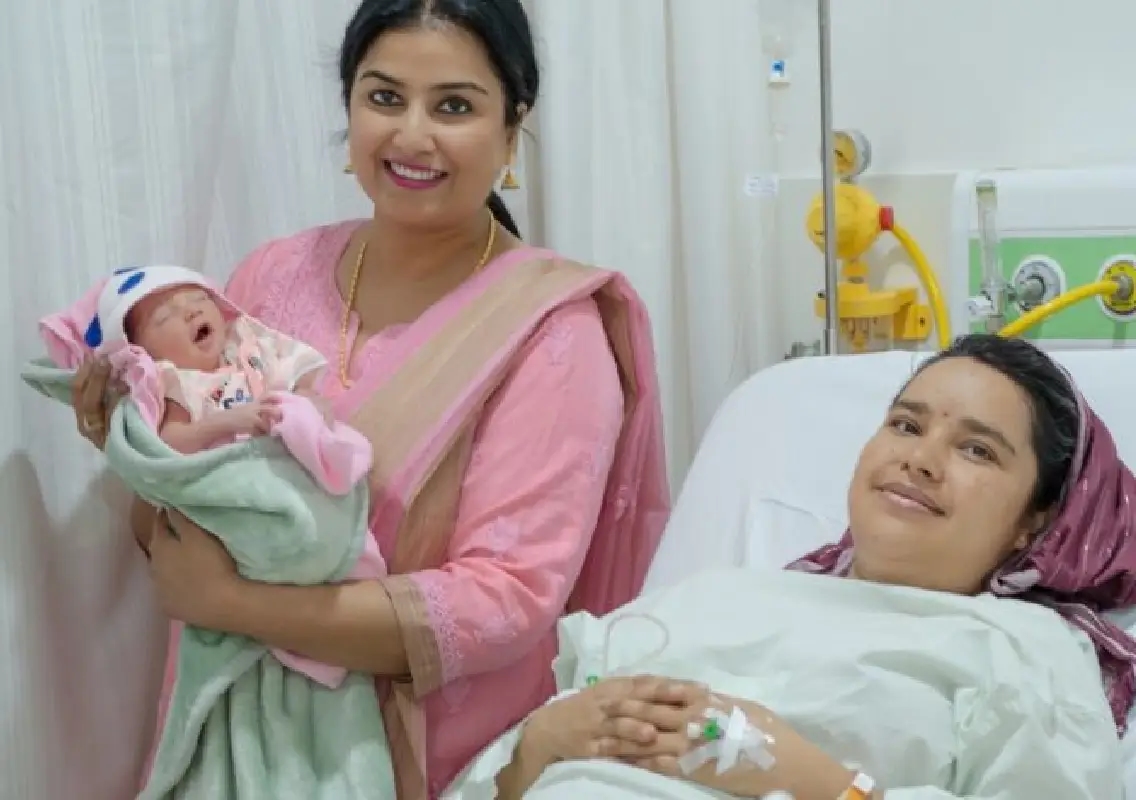 Doctor removes 20 fibroids, ensures safe delivery in rare case - News Karnataka