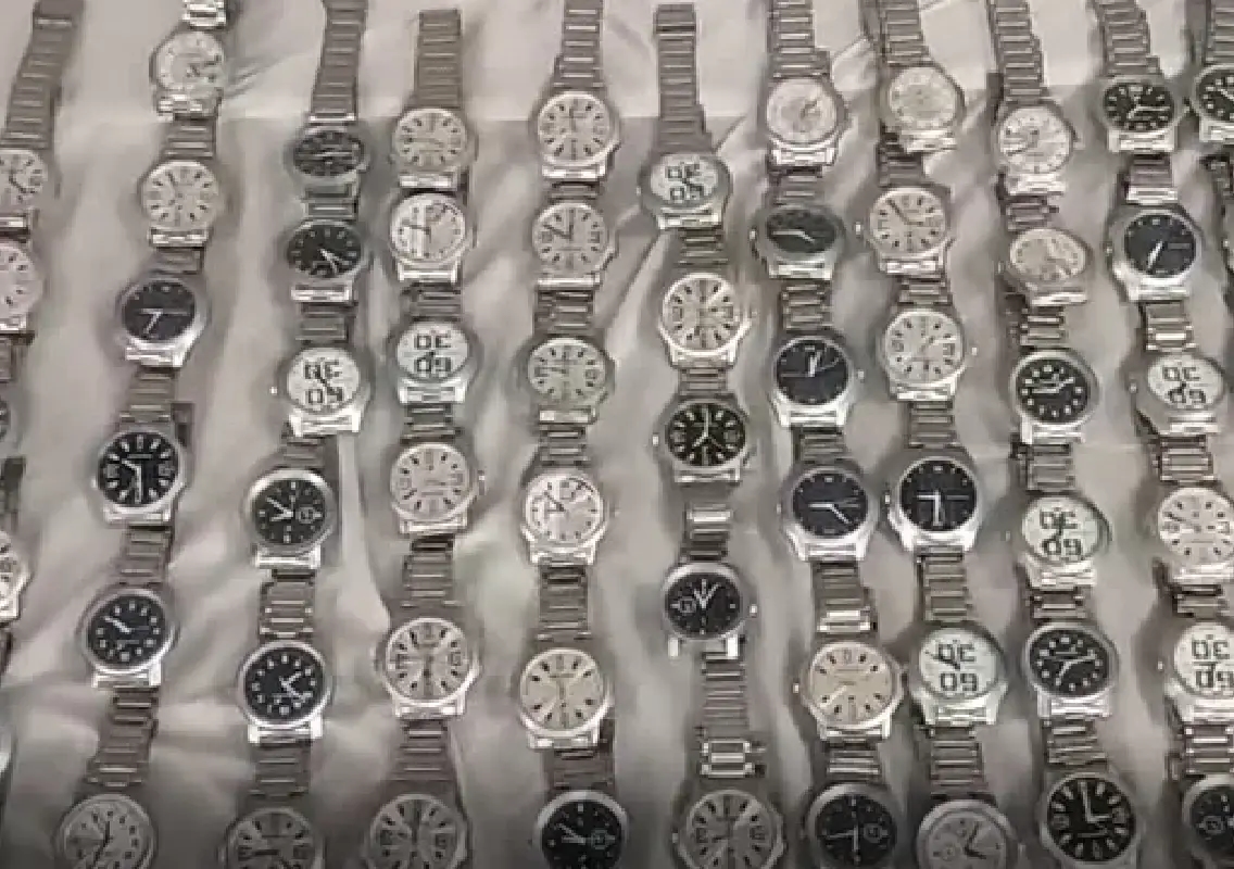Fake watch racket busted in city, goods worth ₹25 lakh seized - News Karnataka