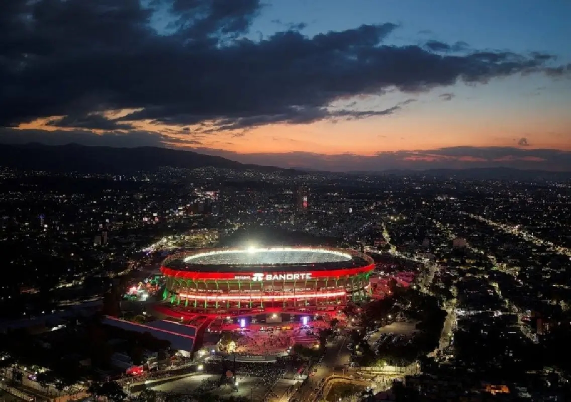 Fan dies after fall at World Cup venue before match in Mexico - News Karnataka