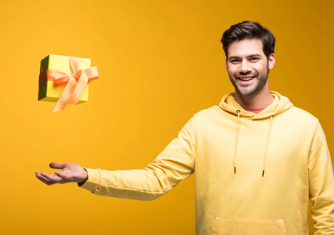 Essentials Hoodie: Everyday Wear That Feels Effortless - News Karnataka