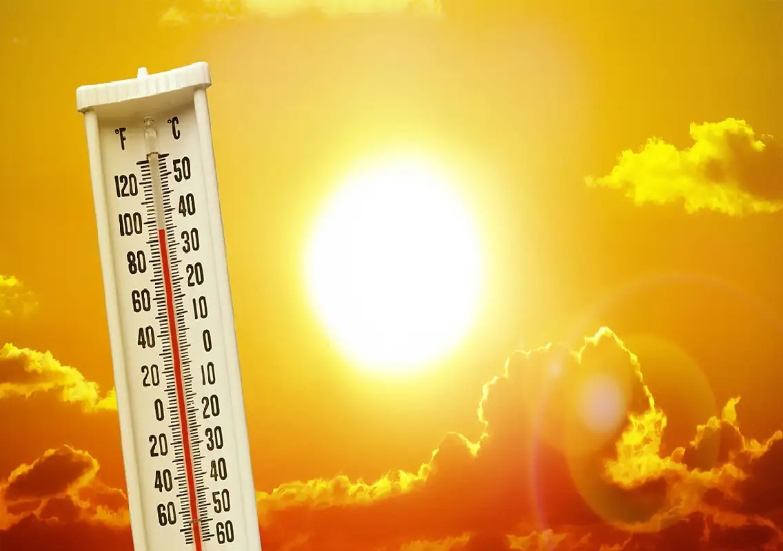 Humid heat grips Mangaluru as summer discomfort rises - News Karnataka