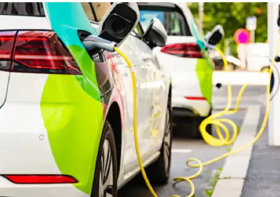 Karnataka plans 5% EV tax amid fuel price concerns - News Karnataka