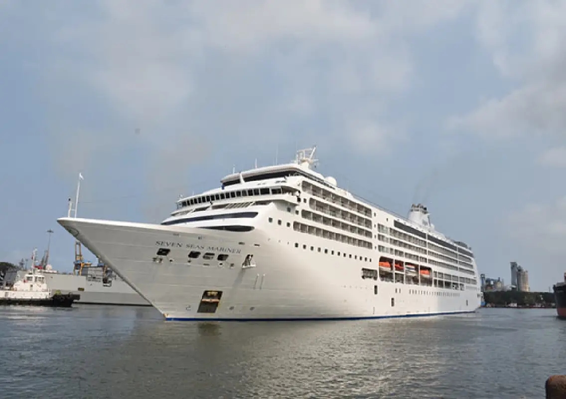 Luxury cruise Seven Seas Mariner docks at Mangaluru port - News Karnataka