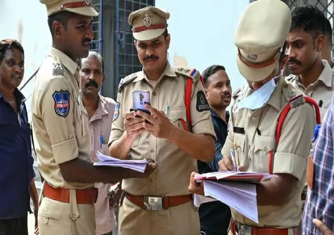 Satna boy found dead in drum, suspect absconding - News Karnataka