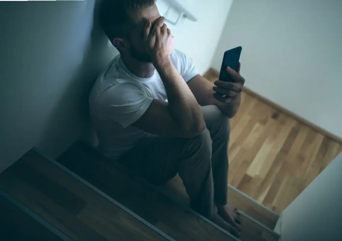 Man dies by suicide during video call in Faridabad - News Karnataka