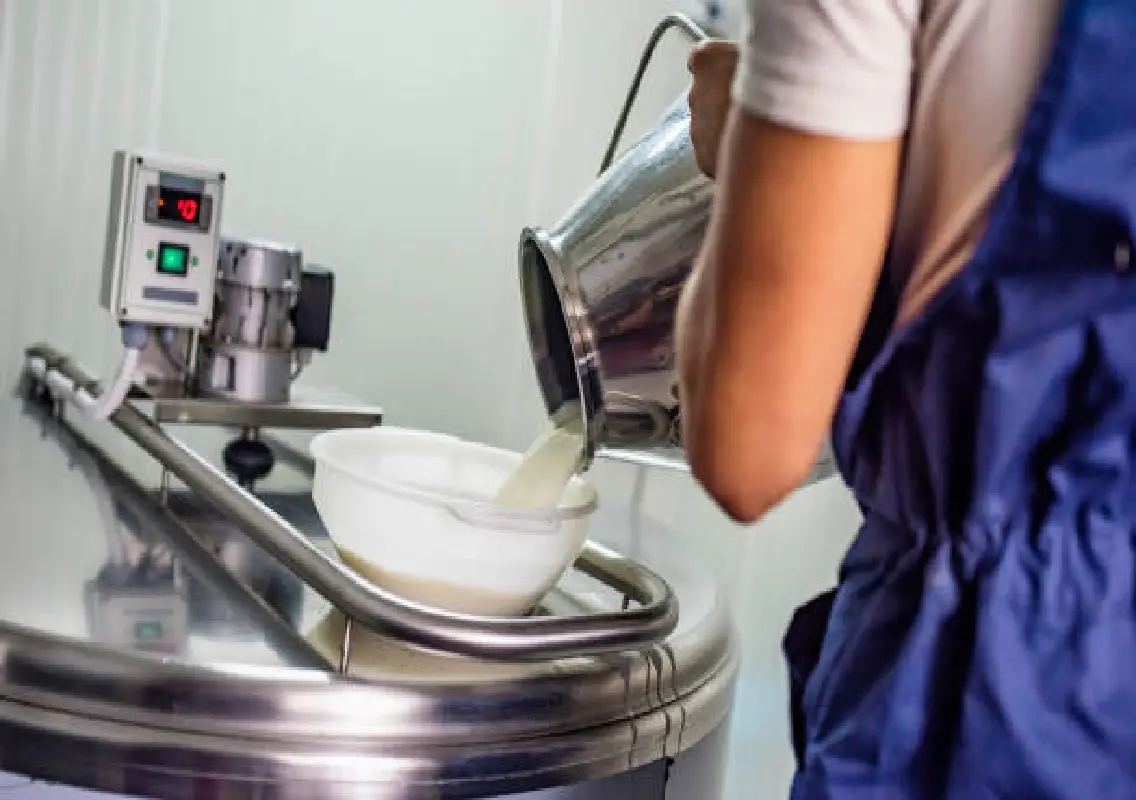 Karnataka records surge in milk production despite summer - News Karnataka