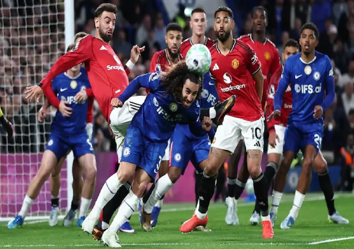 Manchester United edge past Chelsea in top-four race - News Karnataka