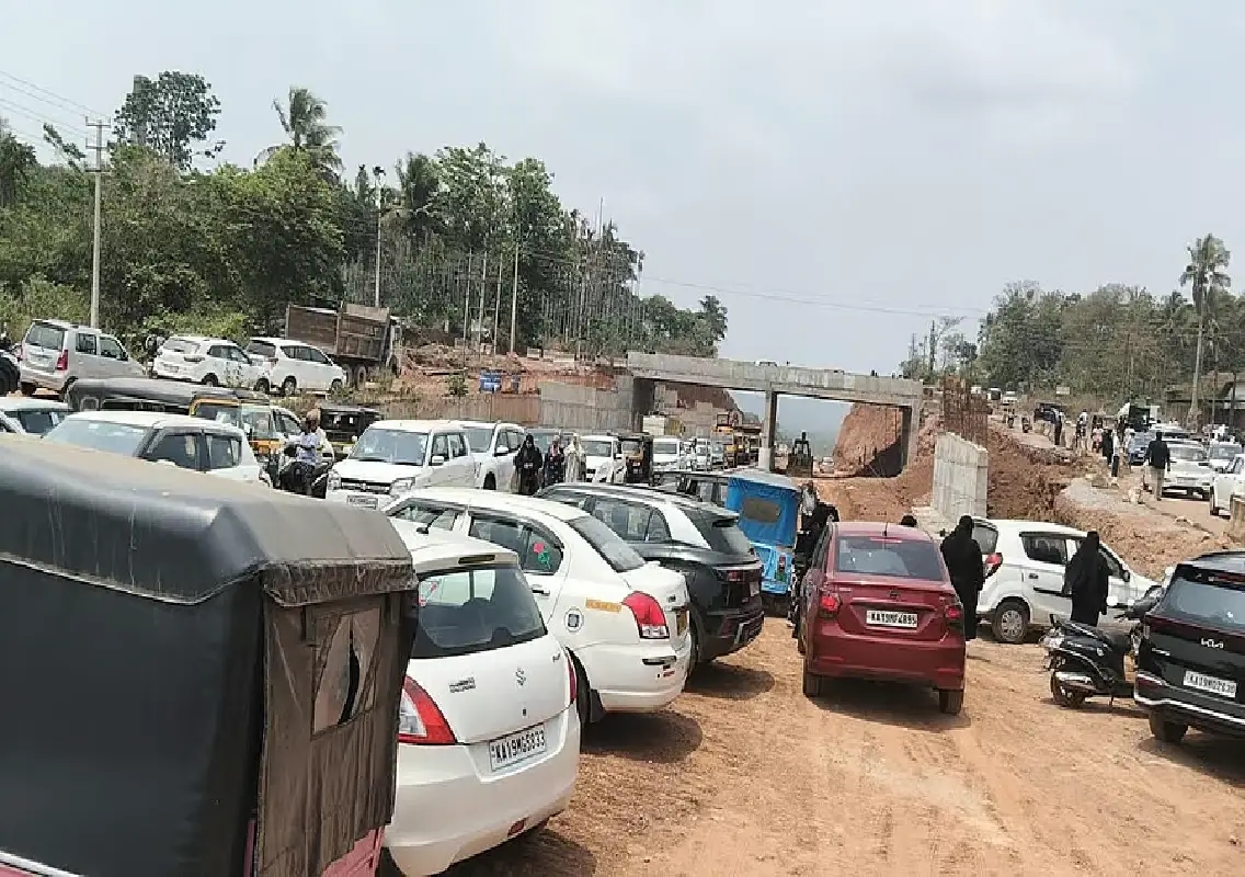 Mangaluru halls booked without parking trigger police case - News Karnataka