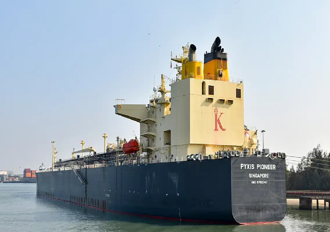Massive crude, LPG tankers arrive at New Mangalore Port - News Karnataka