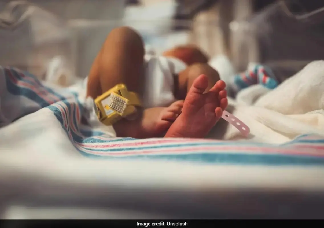 Newborn dies after alleged oxygen failure, protest erupts - News Karnataka